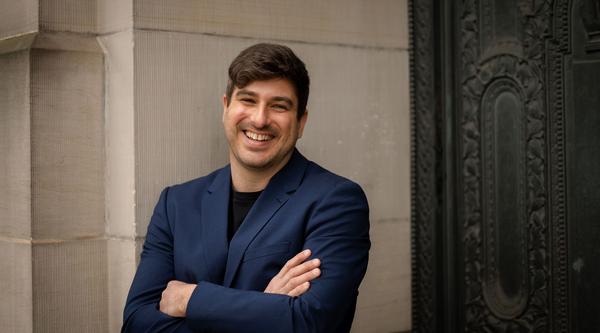 Michael MacKenzie headshot