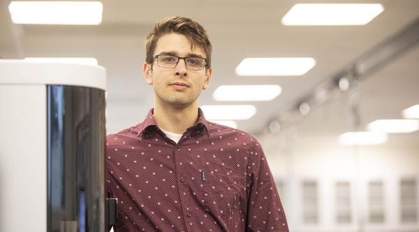 Joseph Monaghan in Applied Environmental Research Laboratories