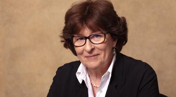 Human rights Advocate Louise Arbour to be honoured by VIU. 