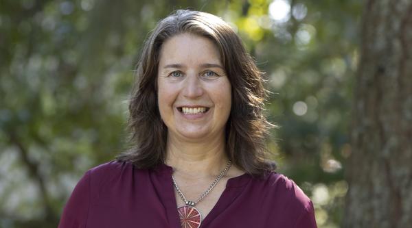 Headshot of Dr. Shanna Lorenz