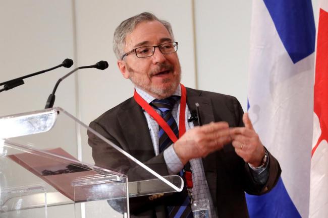 Dr. Philip Oxhorn, VIU Dean of International Education