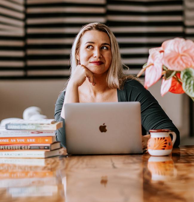 Headshot of Dr. Sara Vogel.