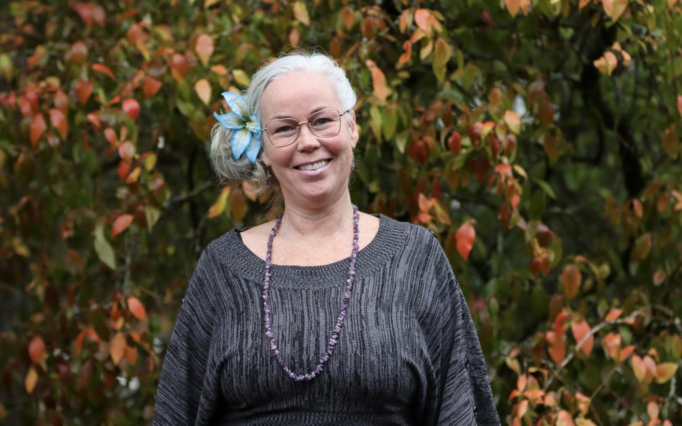Headshot of Eliza Gardiner